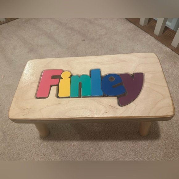 FINLEY personalized step stool - Picture 2 of 3